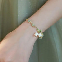 Load image into Gallery viewer, elegant tulip bracelet
