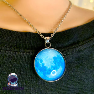 Moon Necklace ( Glow In The Dark )